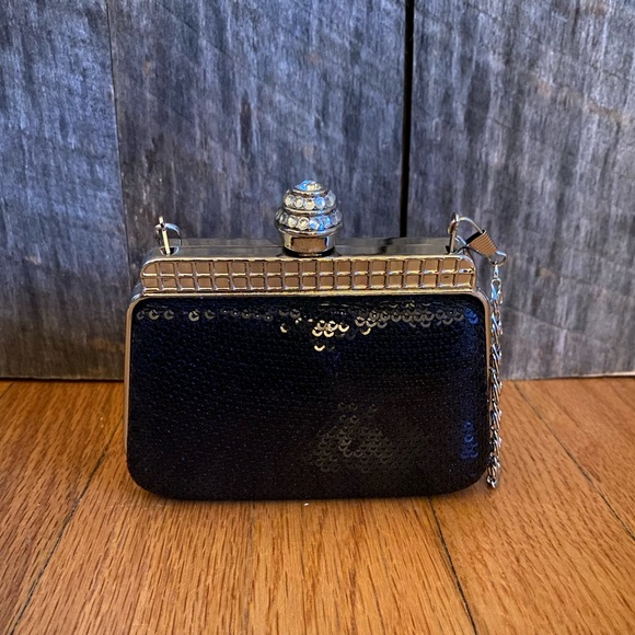 Woman’s Fancy Sequin Black Clutch Bag